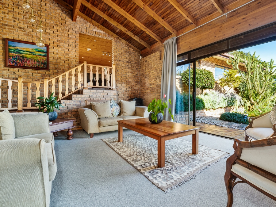 6 Bedroom Property for Sale in The Village Western Cape